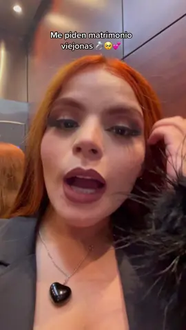 #boda #mecaso #viejonaempoderada #abrazatucuerpo 🦋💕💍