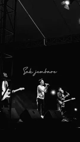 Mencoba biasa saja padahal sakitnya luar biasa 🙃