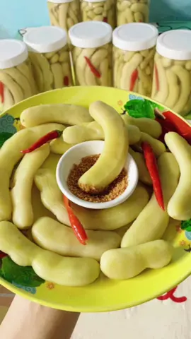 Me ngâm chua ngọt tách hạt, 75k/hủ 500g ko tính nước. #mengam #anvatsaigon 