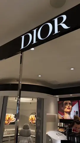 I was honored to get to visit the @dior skincare cabin at Sokos Helsinki 🤍 I had the Dior micropeeling treatment with the Prestige skincare range. Thank you for the glow, Dior! 🤍 #dior #diorbeauty #diorskincare #diorskincarecabin #fypシ #zyxcba 