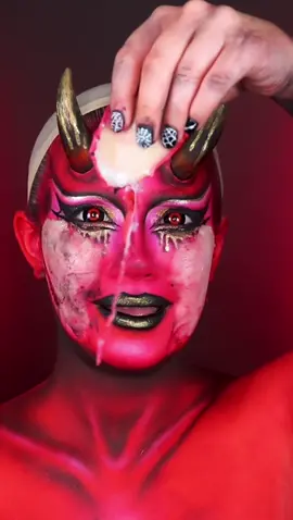 Removing my 10 hour makeup part 1 😱 #makeupremoval #sfxremoval #viral #makeuptransformation #transformation 