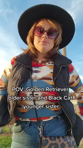 #goldenretriever #sistersister #blackcat #fyp #funny #truestory @madyson125 