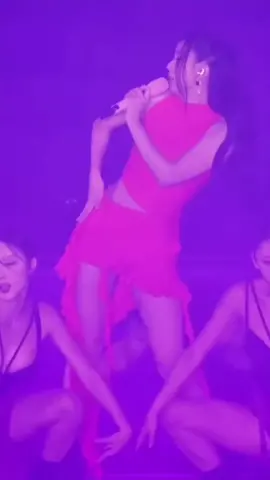 #JISOO : her in red >>> | #BLACKPINK #fancam #fyp #kpop #kpopfyp 