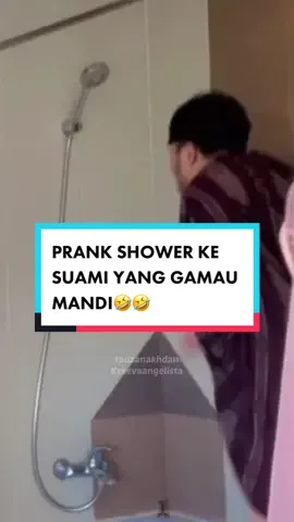 Lagian siapa suruh gamau mandi🤣🤣 #fyp #ojankeke #pasutri #halal #suamiistrii #fypシ #patokgenk #revealyourbeauty #scarlett 
