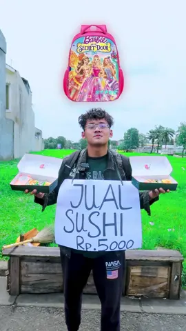 Hari pertama jualan demi tas barbie!!!