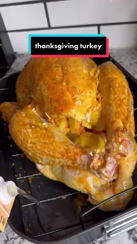 #ad Thanksgiving Turkey @ButcherBox #butcherboxpartner (link in bio to sign up for offer - ends 11/13)   1. Dry brine Turkey by coating in kosher salt, wrapping in Turkey bag or plastic container and let sit in fridge 1-2 days   2. Pat dry and put back in fridge uncovered 4-6 hours to dry out skin   3. Let Turkey come to room temp and coat in melted garlic butter, stuff with apples/onions/garlic/lemon, and fill bottom of roast pan with chicken broth   4. Tie legs with butchers twine + tuck wings behind the breast and transfer to preheated oven on the bottom rack at 325°   5. Cook until internal reaches 160° (if skin is starting to get brown just cover lightly with tin foil)  6. Rest wrapped in tin foil for 1 hour, slice and serve  Garlic butter recipe coming soon! If you try it tag me and let me know what ya think  🥰
