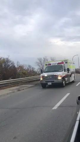Ottawa Paramedics Responding #paramedic #lightsandsirens #ottawaemergencyresponses #priority #med #medical #medstudent #emt #fast #ambulance #medic #ambulancedriver 