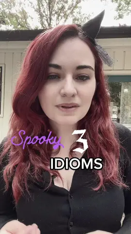 Spooky idiom 3: to have s SKELETON IN THE CLOSET 🩻🤫 #englishidioms #Halloween2022 #halloweenidioms #eslteacher #ingilizce #learnenglishdaily #inglesnotiktok #inglesfacil #learnenglishonline #englishclass #inglesrapido #inglesonline #ingilizceöğren #ingles #aprenderingles #learnenglish #anglaisfacile #nativeenglish 