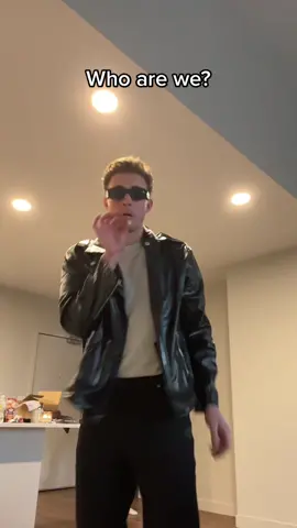 Uh oh… #halloweenlook #costumeideas #minnesota 