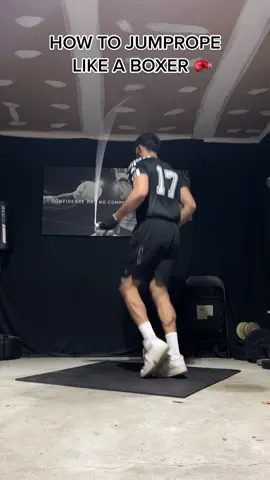 How to jumprope like a boxer ☑️ Quick, beginner toe flicks jumprope tutorial for you to try.. #jumpropetutorials #jumprope #jumpropechallenge #jumpropelikeaboxer 