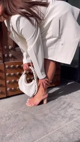 What? You don’t get dressed up to go for gelato? #styletok #florence #OOTD 