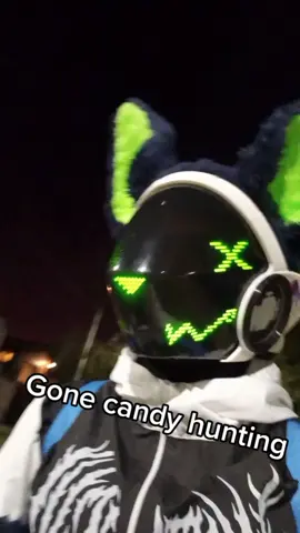 #protogenfursuit #protogen #fursuiting #fursuiter #fursuit #furrytiktok #furryfandom #furry #TikTokHalloween 
