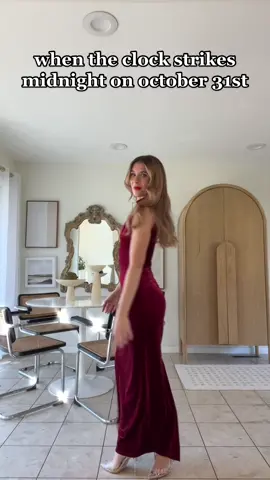 #holidays #holidaycountdown #christmas #holidayvibes #halloween #november 