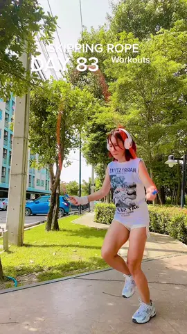 มองงงง👀 