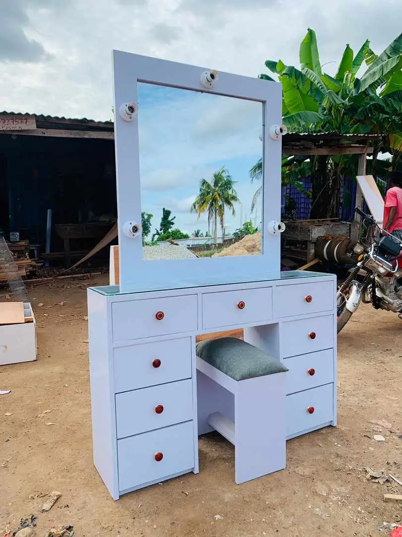 Dressing Mirrors all types , Dm let fix date for delivery nationwide
