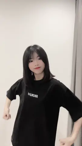 Mặt hơi bị zang hồ nhaaaaaa🥹#LearnOnTikTok #xuhuong #khanhlinhff #xuhuongtiktok #nhaytungbungvuibungno 