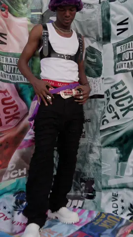 Obroni Wawu October was INCREDIBLE! Thank you to our Kantamanto community coordinators, to our hosts @getupstandout + @callmequeenzain and thank you to every attendee, designer, thrift vendor, performer, model, dancer, stage hand, delivery person, artist, graphic designer, fire safety personnel and handymen amongst countless others that contributed to making our first Obroni Wawu October a success.  Over 600 people participated, all there to celebrate Kantamanto, the largest secondhand market and reuse & up-cycling economy in the world. It was important to host this event within Kantamanto itself to bridge the gap between the 30,000 people that make up the market & carry the the financial risk of the secondhand trade, and the online thrift community who may have access to different markets than Kantamanto tailors and retailers.  We are continuing to work on closing that gap via dialogue with both groups regarding solidarity within the local resale economy, supporting profit sharing schemes and via our long term plans to create physical spaces within Kantamanto that allow for increased collaboration.  This was year one of many! If you attended & have feedback for next year and/or want to get involved, please reach out to @obroniwawuoctober! #obroniwawuoctober #obroniwawu #secondhandfashion #kantamanto #accra