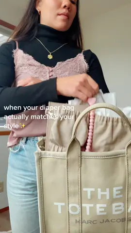 Moms, if you are looking for a cute and practical diaper bag that actually matches your style, it’s time to get a ToteSavvy diaper bag organizer👜✨ #cutediaperbags #stylishdiaperbags #stylishdiaperbag #bestdiaperbag 