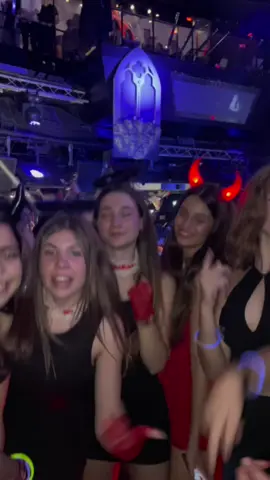 halloween +16 en Teatro Barceló #discotecalight #halloween #parati #fiesta #españa 