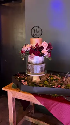 Congratulations to this beautiful couple Jess & Meg!!!! #cake #weddingcake #fyp #baking #houseofclarendon