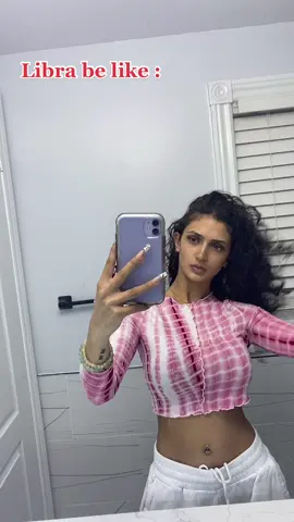 be delusional it’s okay 😵‍💫 #libra♎️ #zodiac #curlscheck #delusional 