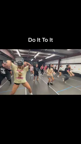 Do It To It 🎶 #hiphopclass #hiphopdance #danceclass #iconicdanceteam #foryoupage #fyp #tiktokdanceremix #doittoitdance #doittoitchallange 