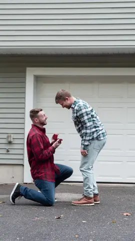 Busy day today between buying a house and getting engaged…more Massachusetts content coming soon 🏡😍 #engaged 