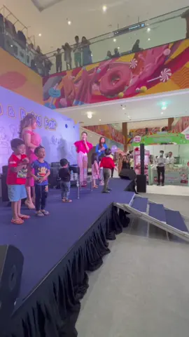 #ကလေး #ကလေးအမေလည်းကမှာပဲ #ကလေးအမေတွေလည်းတောက်ပလို့ရတယ် #မိခင်မေတ္တာအကြီးမားဆုံးပါ❤️❤️ #မိခင်တစ်ယောက်ရဲ့ခံစားချက် #မိခင်လောင်းတို့သိရမည့်အနေအထား