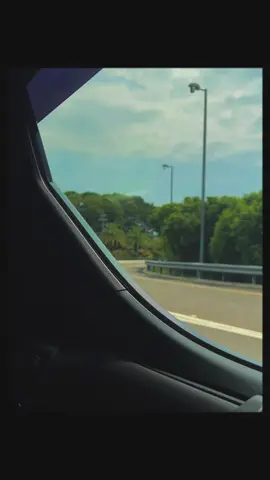 ▫️没有人能代替你，自從你走進我心裡的那刻起。#新歌推薦 #分享音樂 #語錄系列 #新歌分享 #晚風告白 