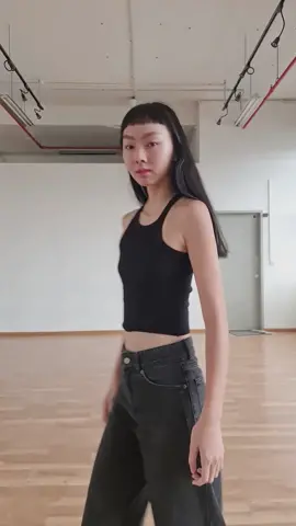 How to do a Clean Walk @nicxliew #model #catwalk #sgmodel 