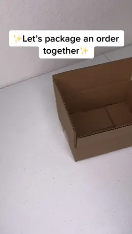 Let’s package an order together✨ #bodybutter #whippedbodybutter #packagingorders #letspackageanorder #packageanorderwithme #bodybutterbusiness 