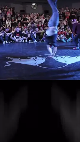 Wait for it… 🥶 @bboywing (via Strife.tv x @fluidojam_breaking) #bboy #breakdance #dancebattle #baile #viral #trollface #trollge #respect #fypシ 