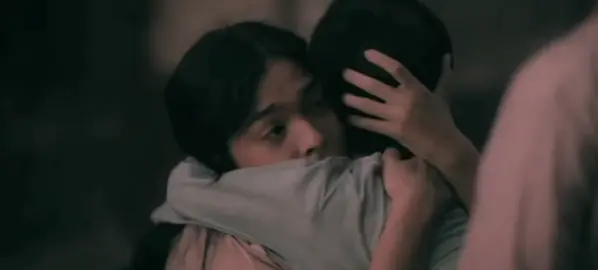 grabe sobrang damang dama ko yung nararamdaman ni sisa dito😭, kinilabutan din ako dahil sa sobrang galing mag acting ni Andrea Torres. #mariaclarraatibarra #mariaclaraatibarra #sisa #crispinbasilio 