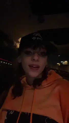 🤭