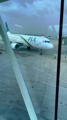 Insta @nature__of_pakistan                              #jinnahinternationalairport #islamabadinternationalairport #nature__of_pakistan #pia #travelling #videographer #reelsvideo #tiktokviral #fly #flight 