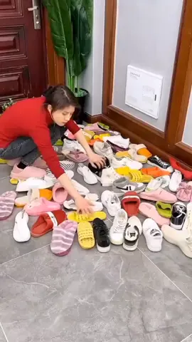 Foldable shoe rack #shoerack #goodthing #amazonfinds #fyp 