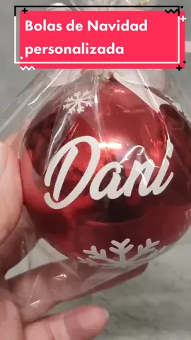 Empieza la cuenta atrás para las Navidades, ya sabes qué regalar? Qué te parecería decorar tu árbol con el nombre de todos tus seres queridos?  Aquí algunos ejemplos. #bolanavidadpersonalizada #bolapersonalizada #bolaconnombre #regalospersonalizados #decoracionespersonalizadas #vintex 
