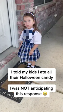 Trust me I felt like a rotten mom after pulling this. I’m the worst… But these kids are the best 😭 #screammovie #iatealltheirhalloweencandy 