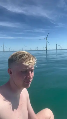 Spooky…😶🙂 #wind #farm #paddle #board #surfing #adventure #Vlog #backrooms #weird #noise #pov 