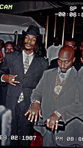 2Pac & Snoop Dogg aka 2 years Of Amerikaz Most Wanted. | #fyp #2pac #snoopdogg #rap #hiphop 