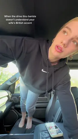 British accent in America 😂 @x.lilliex8 #starbucks #british #wife #drivethru #birminghamuk #nyc #mixedcouple  #screammovie 