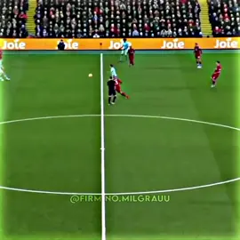 Esse gol---- 🗿🍷 #roberto #firmino #robertofirmino #liverpool #liverpoolfc #arsenal #arsenalfc #PremierLeague #skills #skills4all #skillsfootball #brasil #brasil🇧🇷 #brazil #brazilian #brazil🇧🇷 #fypシ #vaiprofycaramba #firminomilgrauu #cant_milgrau #convocaofirmino 