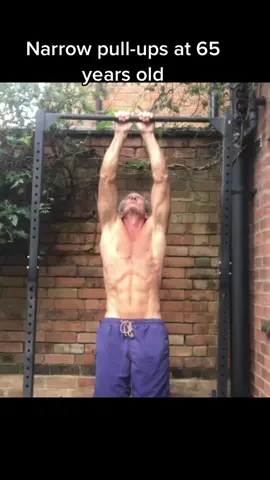 Try various grip widths when doing pull-ups, narrow grip will increase your range of motion #Fitness #calisthenics #foryou