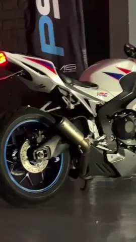 CBR 1000rr ❤️ #backfire #cbr1000rr #honda #hondamotorcycles  #xuhuongvn #fyp #fypシ #❤️‍🔥❤️‍🔥 
