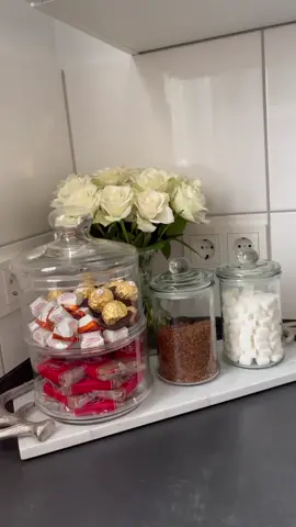 #kaffee #kaffeehaus #kaffeepause #kaffeeliebe #kaffeeklatsch #kaffeeliebhaber #kaffeeliebe💯❤️ #decoration #deko #süß #süßigkeiten #coffee #coffeestationstyling #coffeestationdecor #coffeelover #restock #kitchenorganization #homedecor #homeorganization #reels #your_coffee #قهوتي_معشوقتي #عشاق_قهوة☕🌺 #دكورات_داخلية 