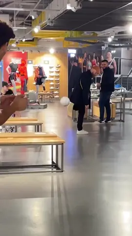 Keyifli bir video 🥳📹 Ig: tuvok12 #funny #footballvideos #eğlencelivideo 