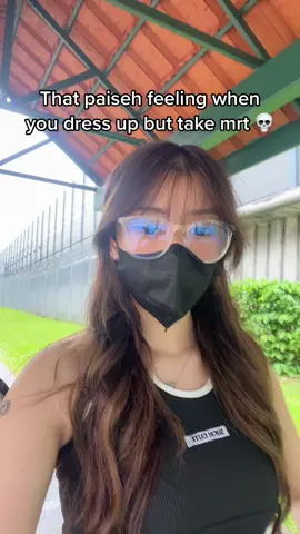 HAHAHAHAHAHHA isok i love mrt and i hate grab