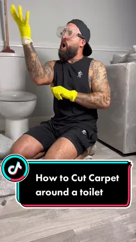 HOW To Cut A Carpet Around A Toilet #carpet #doityourself #diyproject #DIY #how #howto #laminate #flooring #vinyl #fyp #foryou #foryoupage 