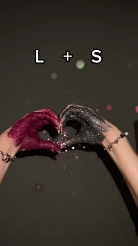 Welche Buchstaben als nächstes?❤️ #glitterlove #glitter #aesthetic #aesthetics #iloveglitter #glitteraesthetic #glitzer 