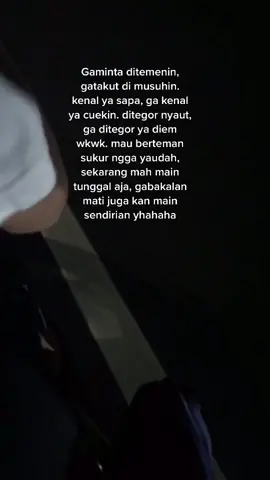gue si cuek yahahahah